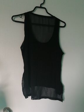 H&M Basic Black High Low Tee W Sheer Back